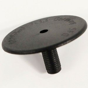 Volvo 8641612 Floor Carpet Bracket Replacement